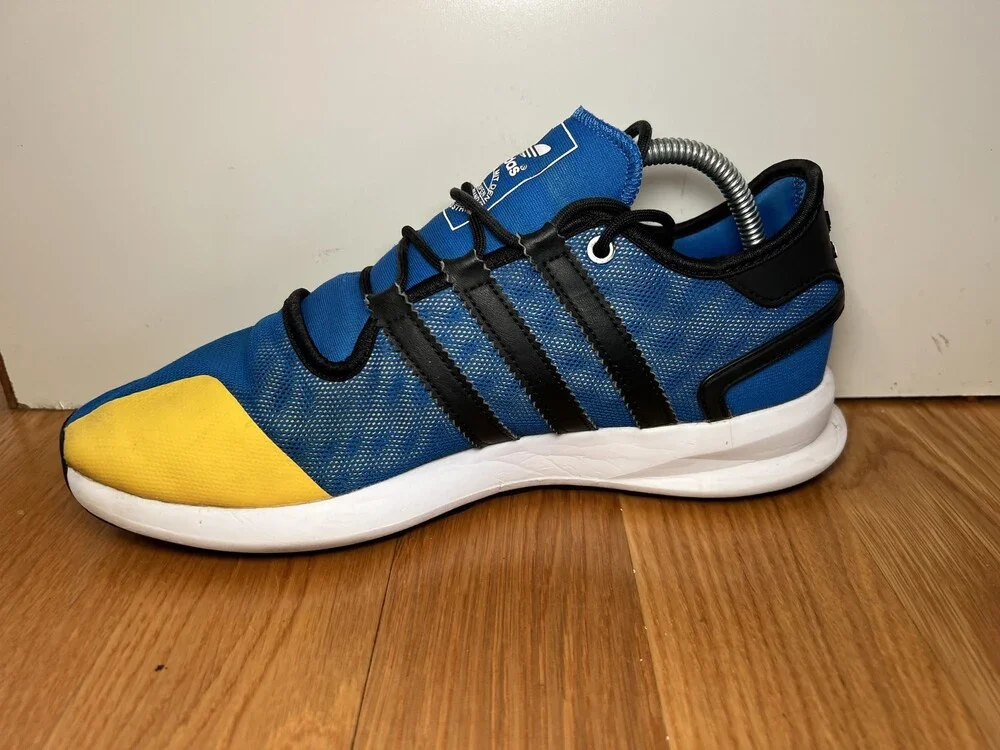 Adidas Originals Shoes Mens Size 10.5 Blue Yellow Running Sneakers AQ8322